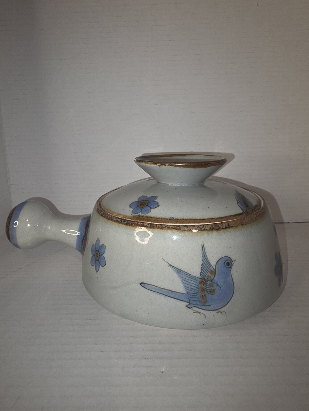 Vintage Ken Edwards El Palomar Birds Floral Covered Casserole w/Lid & Handle 2QT